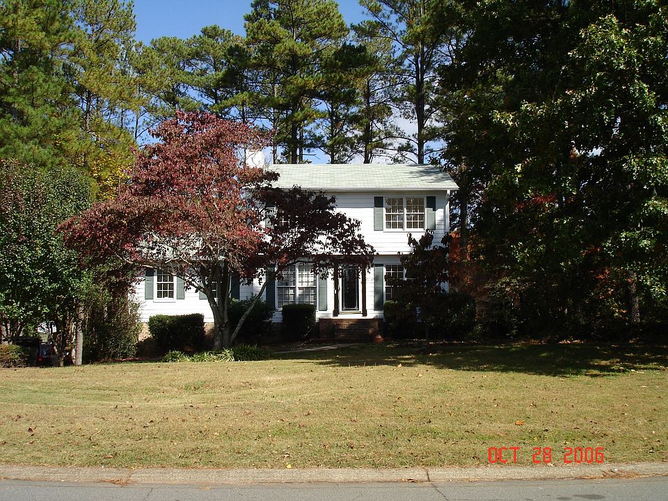 Front of Home in Fall