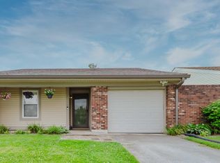 1348 Grafton Dr, Lexington, KY 40515