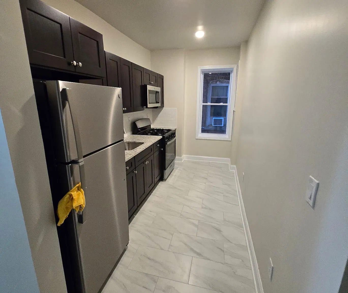 1 bed, 650 sqft, $1,850 — Photo 4