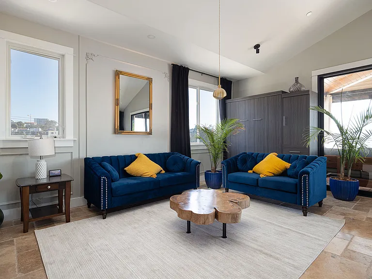 802 W Nutmeg St — Photo 14