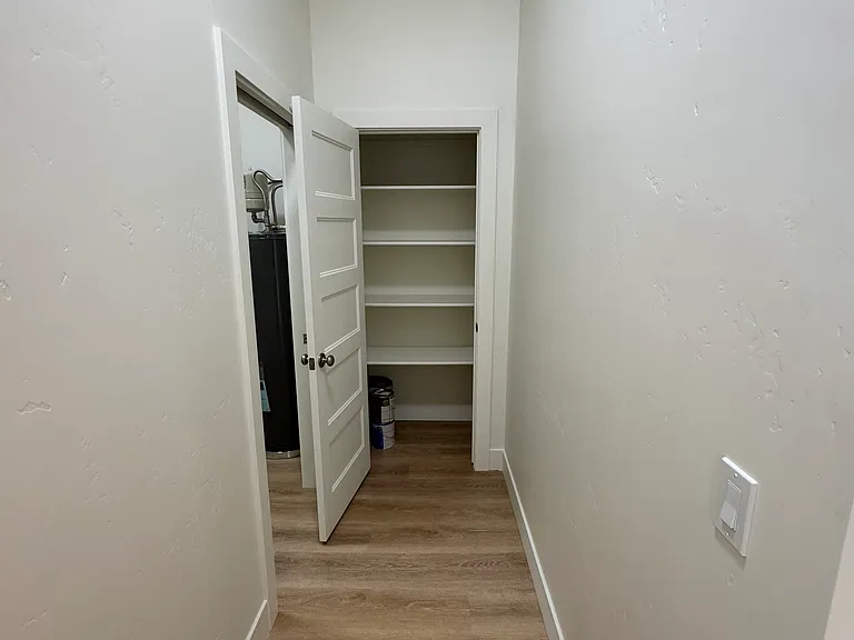 1812 8th St N #2 — Photo 9