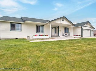 507 14th St, Benton City, WA 99320