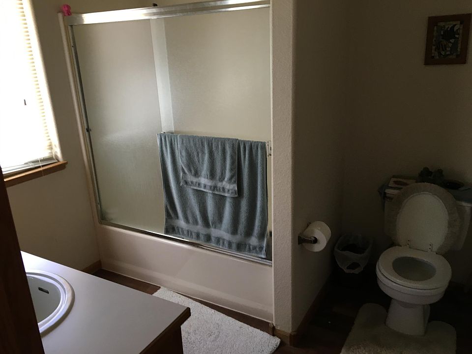 1st image of 2525 49th Ave Unit 3