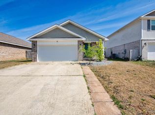 6480 Churchill Cir, Bagdad, FL 32583