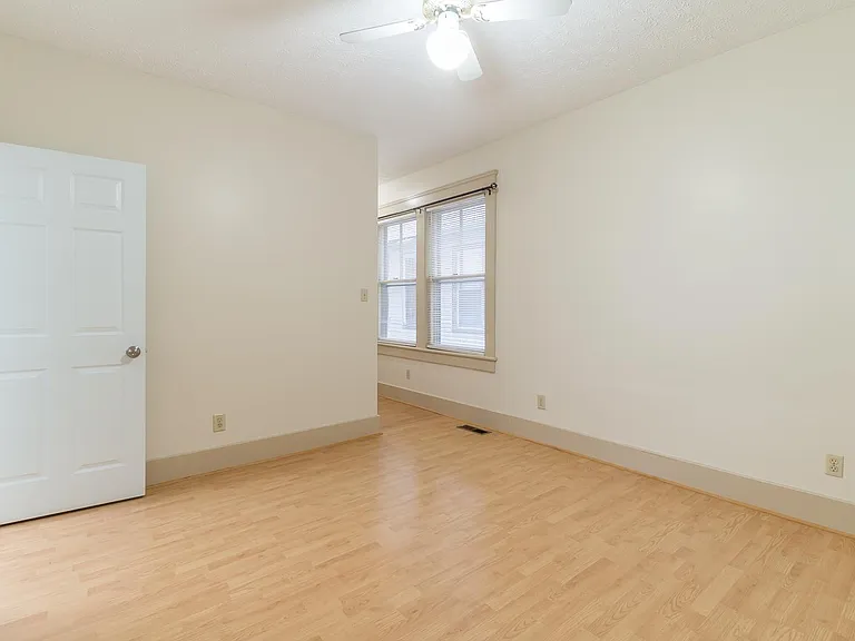 803 Phillips Ave #1 — Photo 14