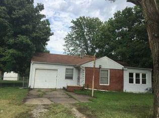 2154 S Greenwich Rd, Wichita, KS 67207