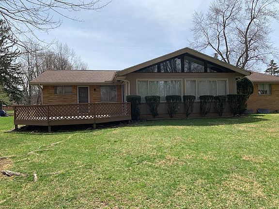 4th image of 28502 Douglas Dr