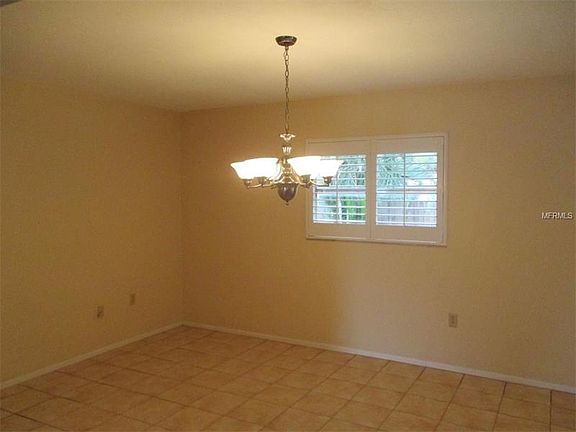 5th image of 2804 Mayflower St