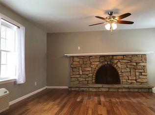 233 E Canedy St #A, Springfield, IL 62704