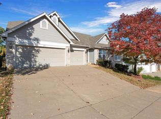 423 Meramec View Dr, Eureka, MO 63025