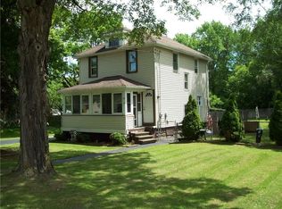 98 Varian Ln, Rochester, NY 14624
