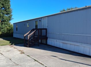 609 Charles St #609, Gillespie, IL 62033
