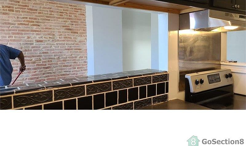 1st image of 1818 Saint Paul St APT 3