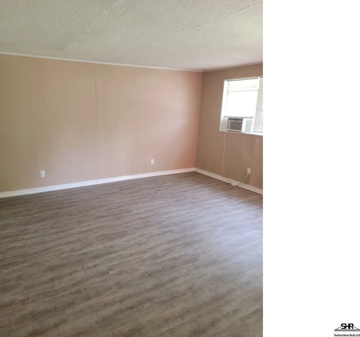 671 E Olive Rd — Photo 4