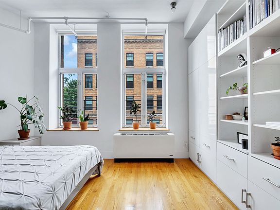5th image of 91 Grand Ave APT 2B