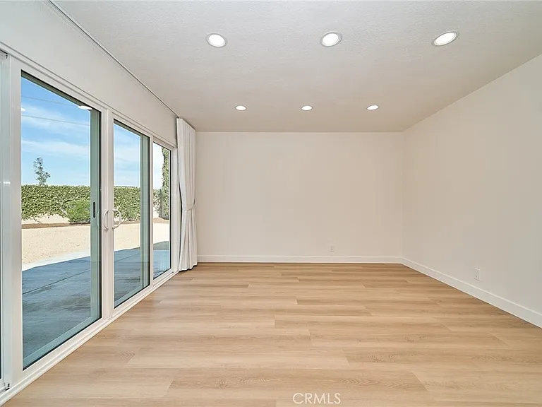 15061 Talley St — Photo 24