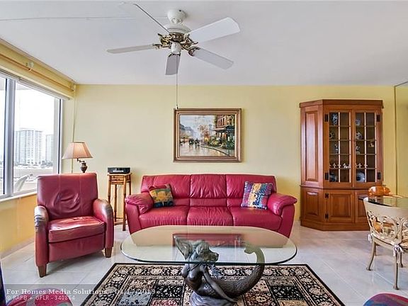3rd image of 3200 NE 36th St APT 921