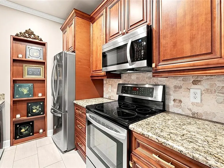 2865 Lenox Rd NE #210 — Photo 12