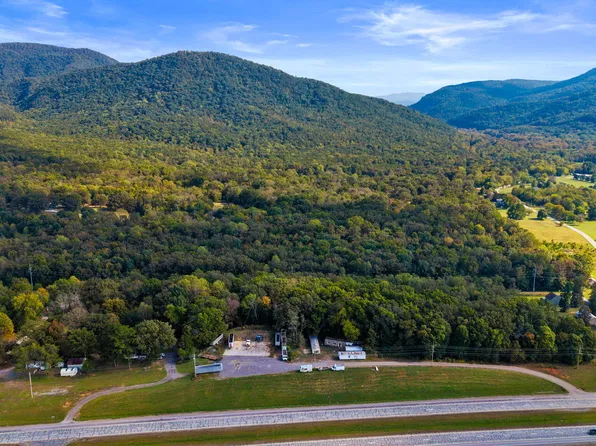 121 Sartin Rd, Delano, TN 37325