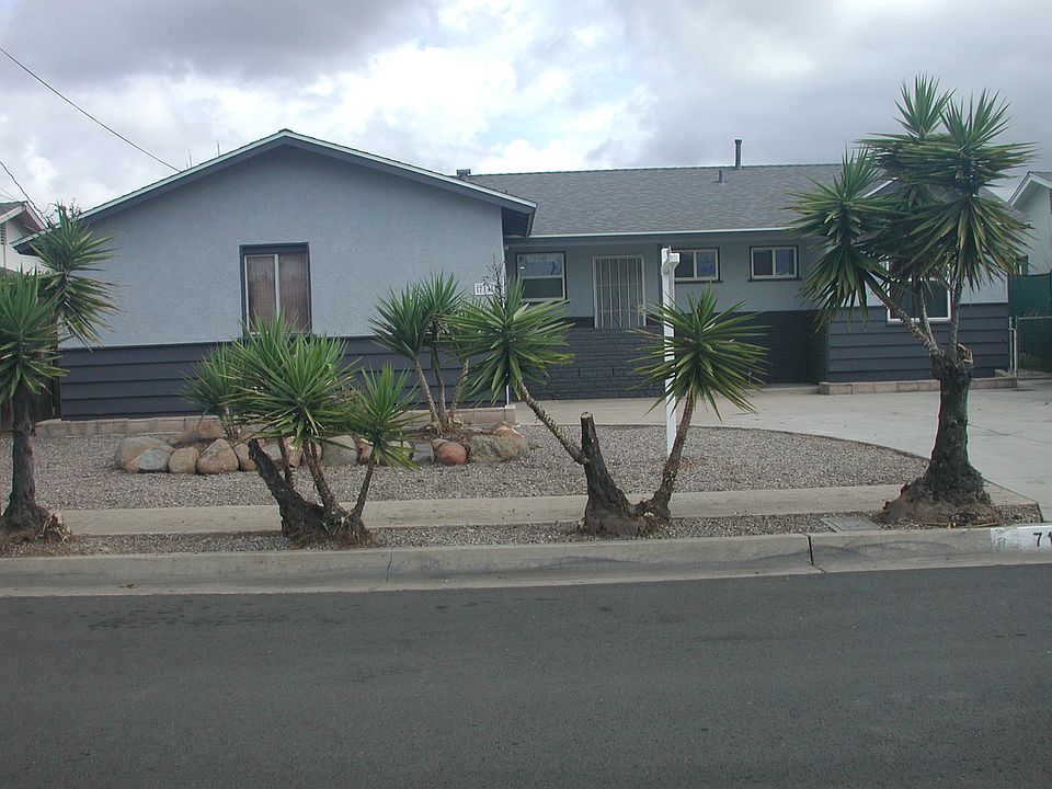 1st image of 714 Camellia St