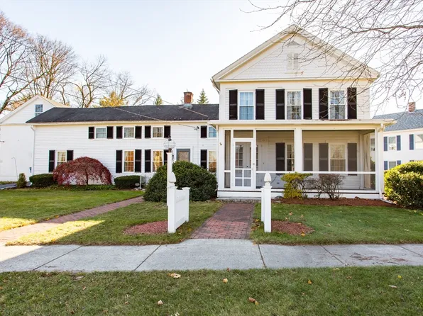 67 E Main St, West Brookfield, MA 01585