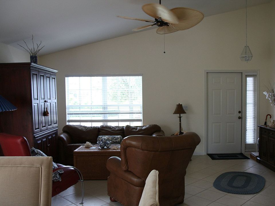 2nd image of 11204 Boardwalk Pl