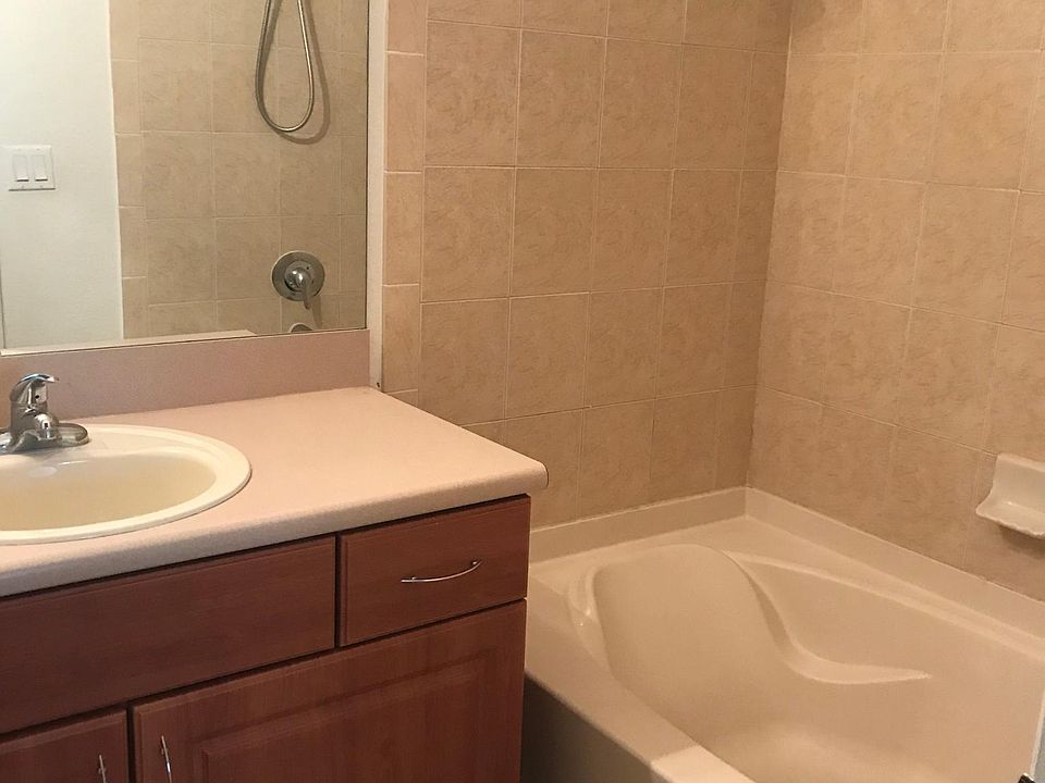 2nd image of 11102 NW 83rd St APT 227