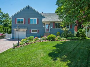 15 Charles St, Clifton, NJ 07013