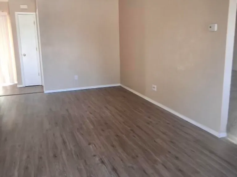 8419 E Yavapai Rd #B — Photo 3