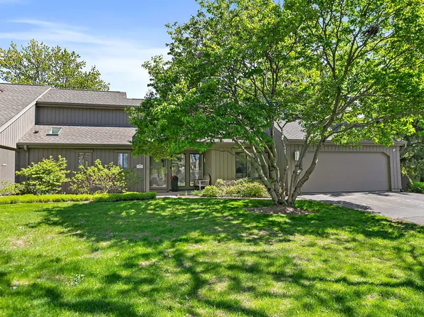 (undisclosed Address), Lake Barrington, IL 60010