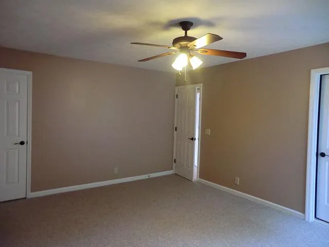 Upstairs Bedroom 1