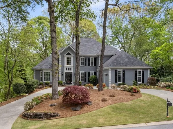 210 Lakeside Dr NW, Kennesaw, GA 30144