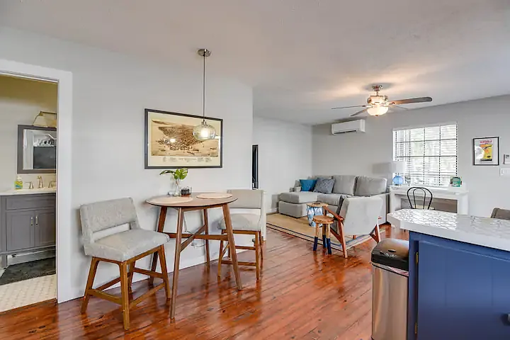 313 Catherine St — Photo 1