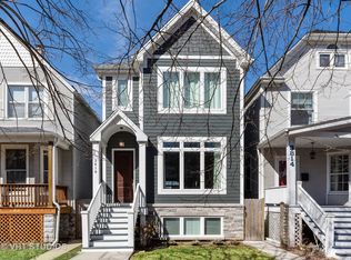 3818 W Cornelia Ave, Chicago, IL 60618