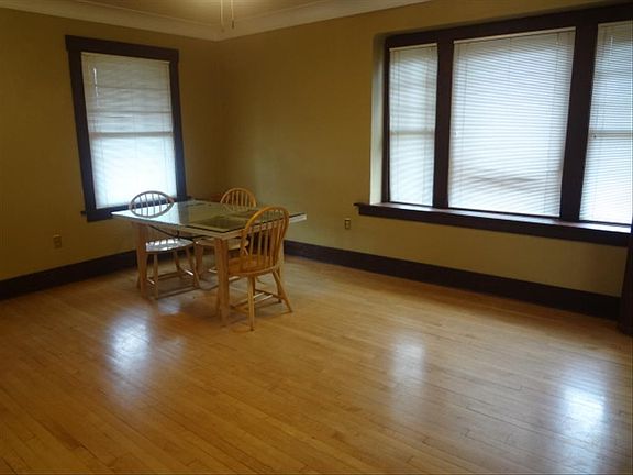 3rd image of 1424 Idaho Ave