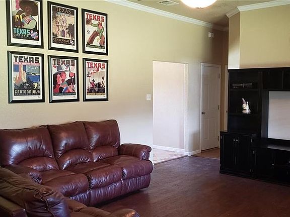 5th image of 3404 Greenlawn Dr