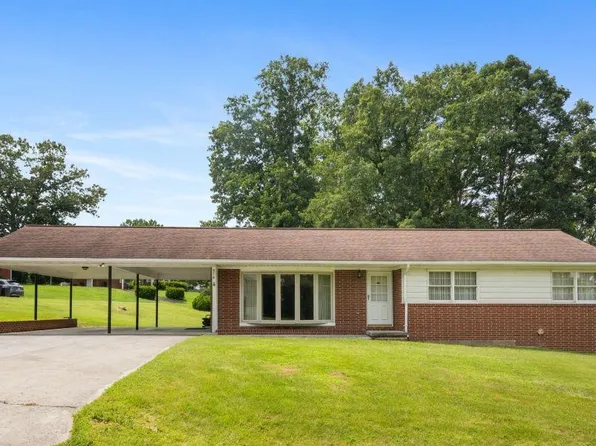 914 Woodland Rd, Rich Creek, VA 24147