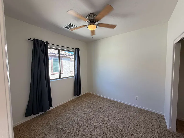 5621 E Adrian Ave — Photo 28
