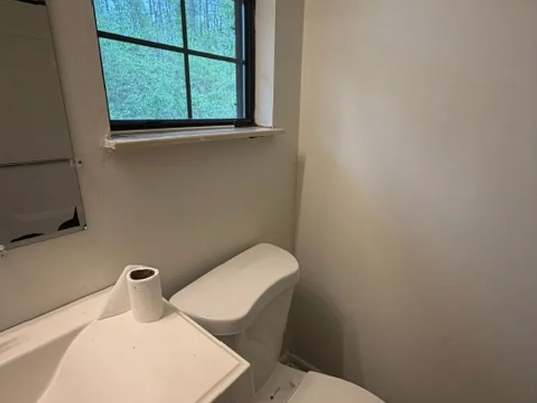 2340 Hines Valley Rd — Photo 15
