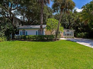9480 Frangipani Dr, Vero Beach, FL 32963
