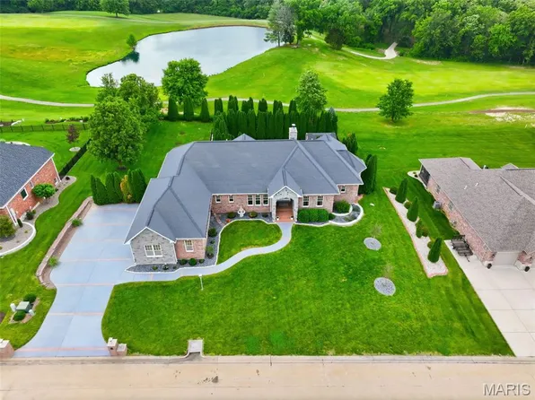 823 Ridge Rd, Waterloo, IL 62298