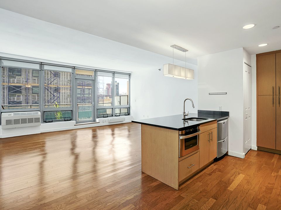 1st image of 48-15 11th St #C3