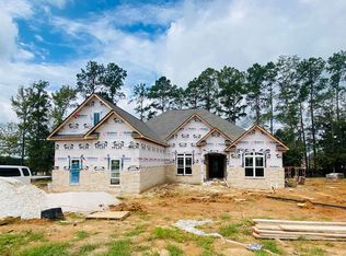 303 Apalachee Way, Bonaire, GA 31005