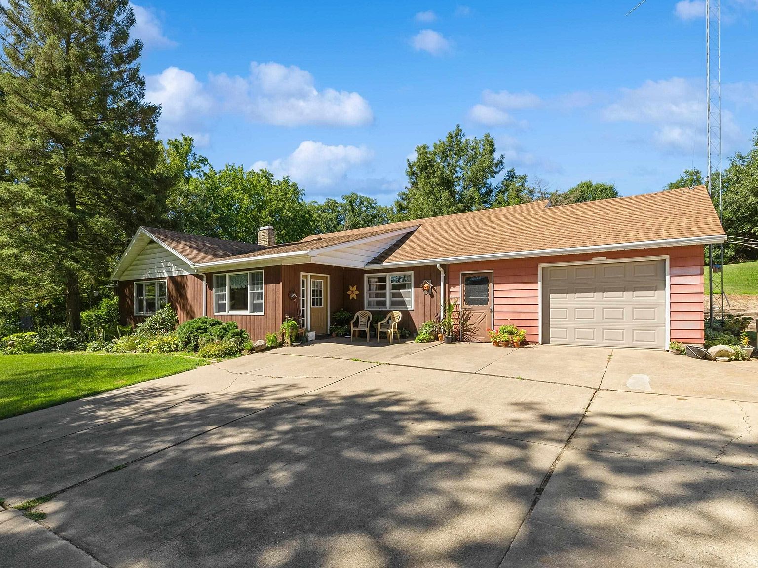 1184 Us Highway 67, Sabula, IA 52070 Zillow