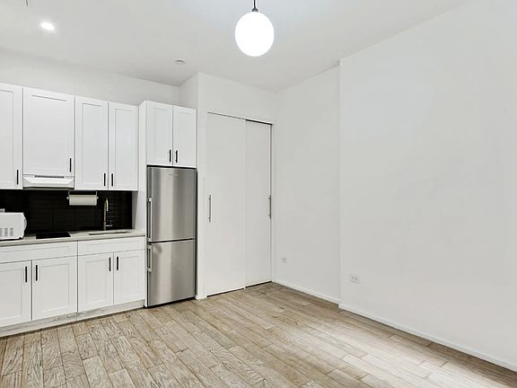 2nd image of 473 Central Park W APT 1B