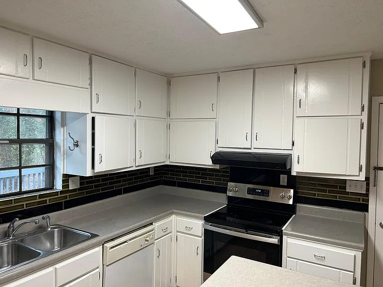 1790 Saddleridge Dr — Photo 4