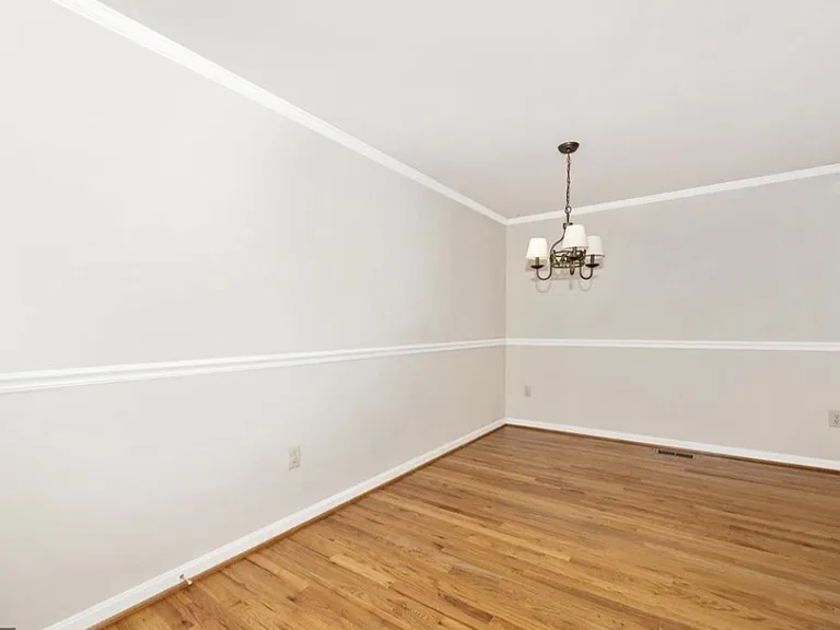 117 Valley View Ct — Photo 12