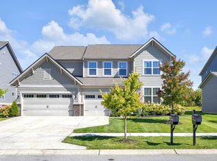 5852 Muscadine Way, Zionsville, IN 46077