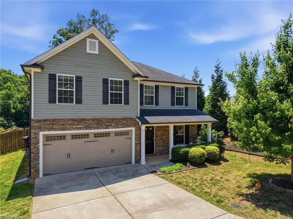 5023 Long Grove Dr, Kernersville, NC 27284