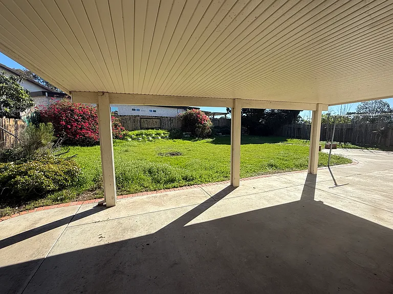 7325 Rock Canyon Dr — Photo 19